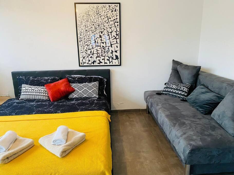 Ferienwohnung Lovely Flat In The Center 36 Tel Aviv-Jaffa Exterior foto