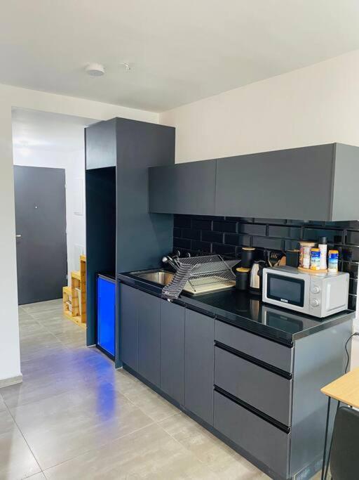 Ferienwohnung Lovely Flat In The Center 36 Tel Aviv-Jaffa Exterior foto